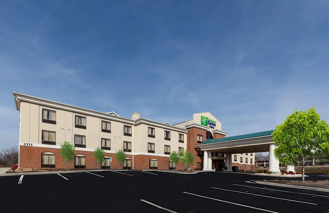 Holiday Inn Express Hotel & Suites Greensboro-East By Ihg-1