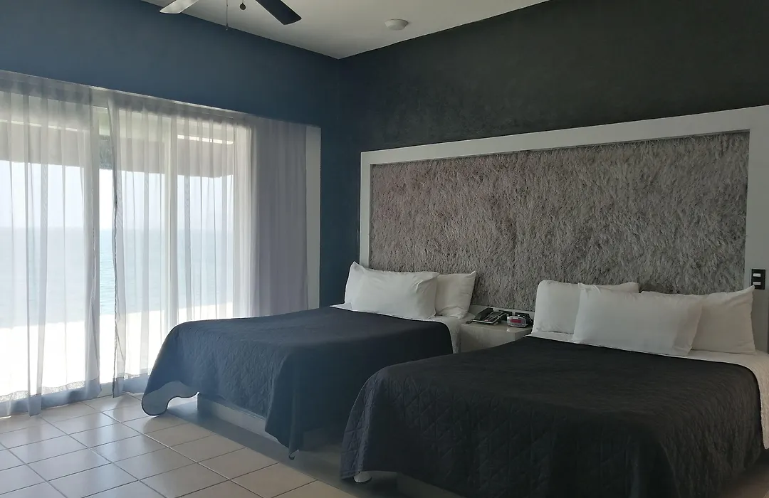 Best Western Plus Luna Del Mar-1