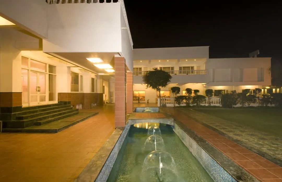 Grand Hotel-1
