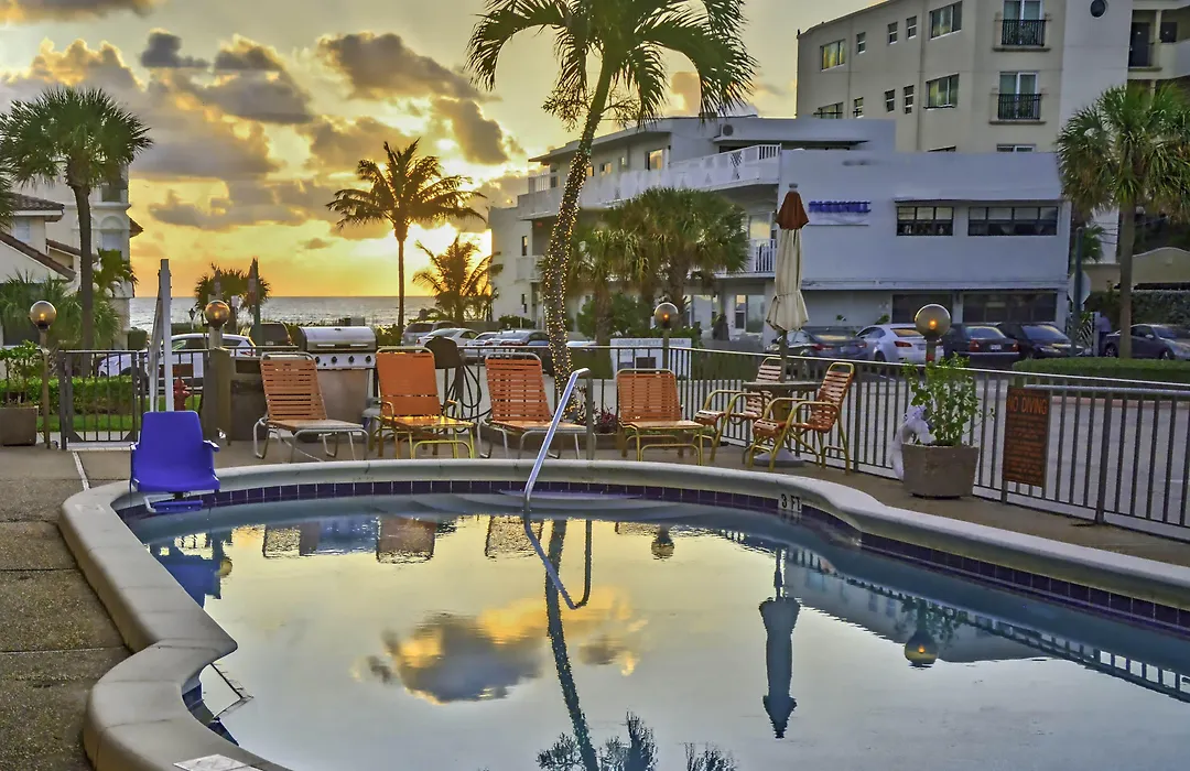 Sea Cliff Hotel-1