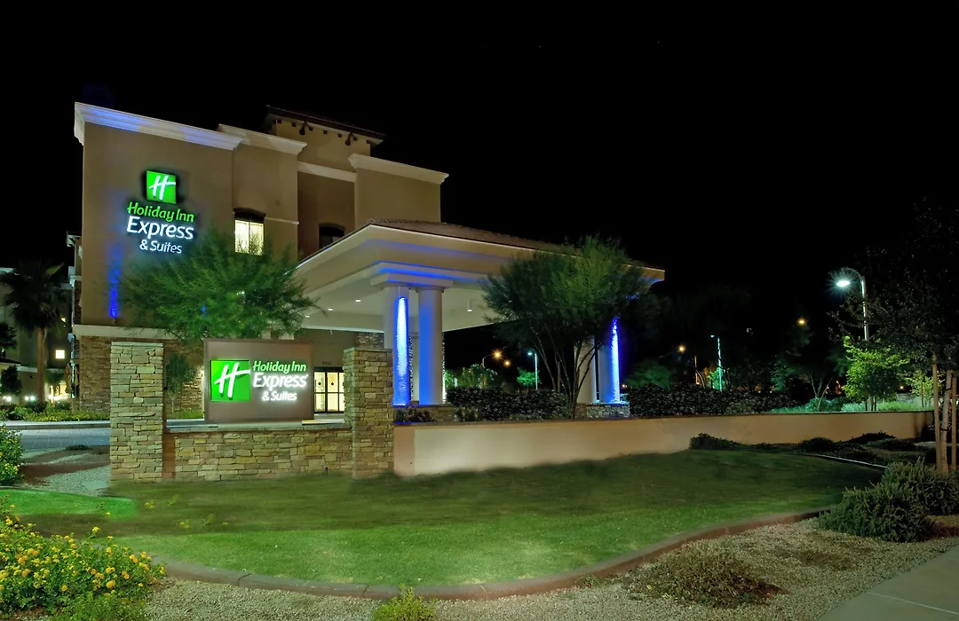 Holiday Inn Express & Suites Phoenix Glendale Dist By Ihg-1