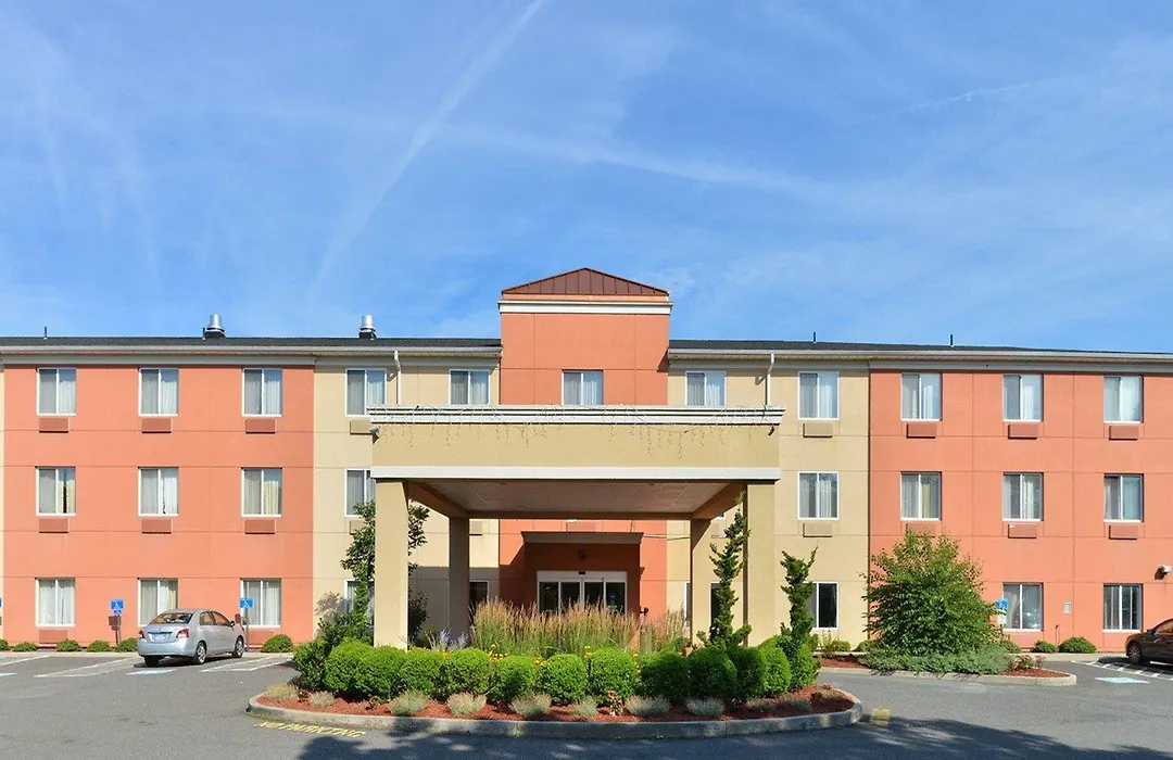 Quality Suites Stratford-1