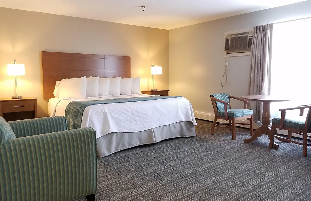 Hampton Village Inn-1