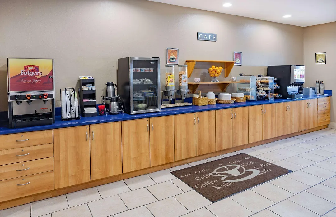 Microtel Inn & Suites By Wyndham Johnstown-1