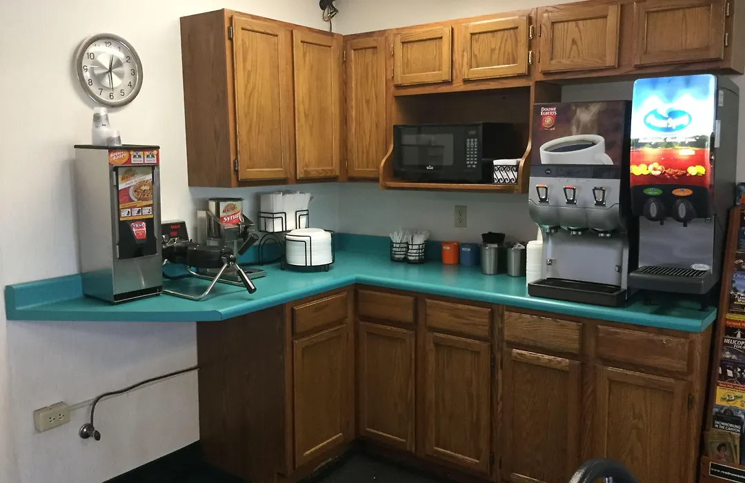 Travelodge By Wyndham Spearfish-1
