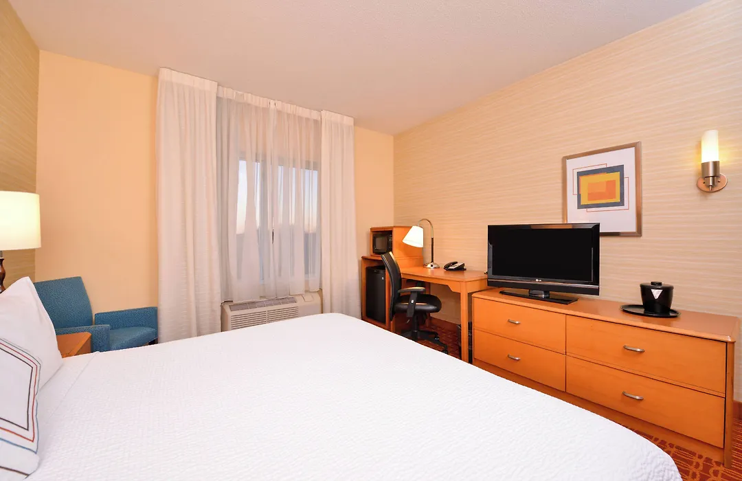 Fairfield Inn & Suites White Marsh-1
