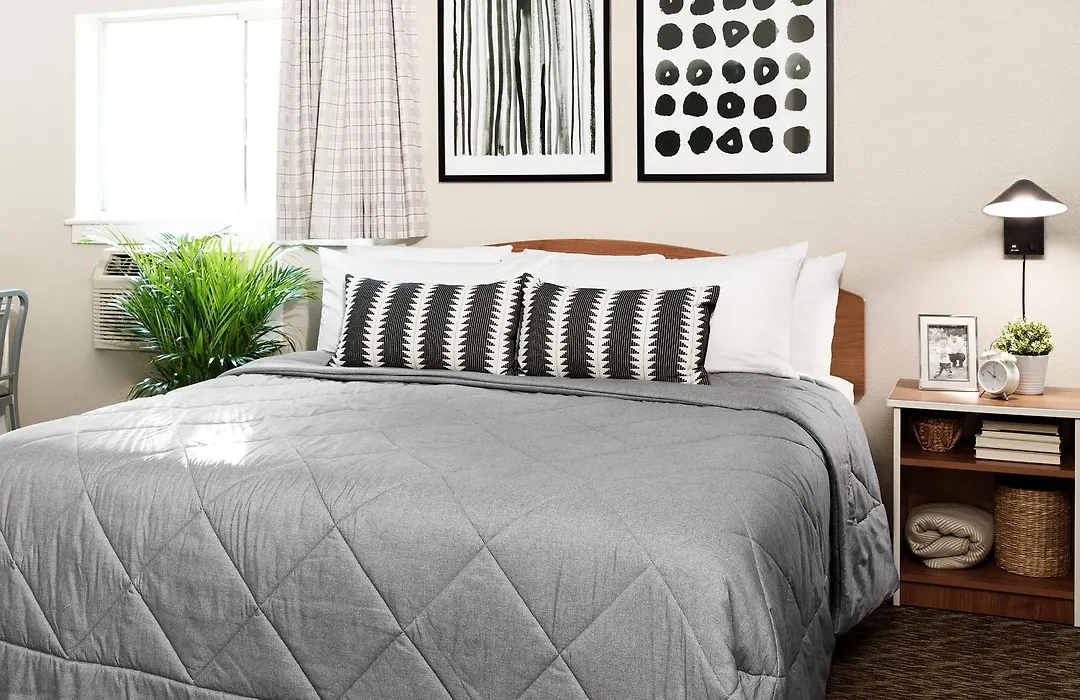 Intown Suites Extended Stay Charleston Sc - West Ashley-1