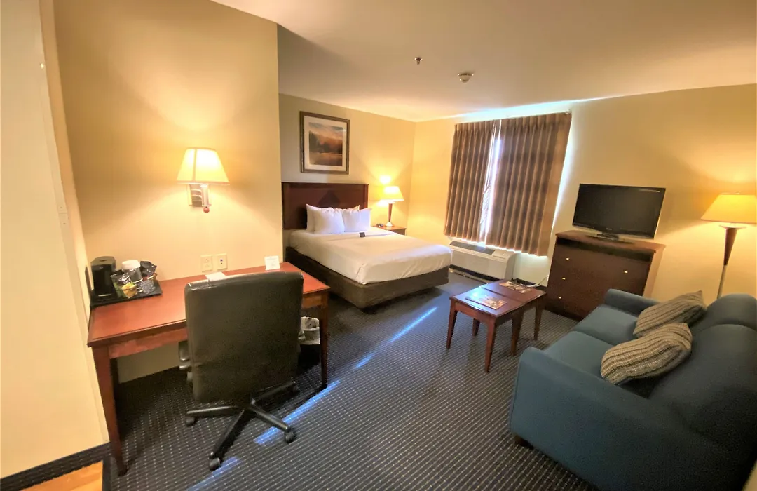 Mainstay Suites Dover-1