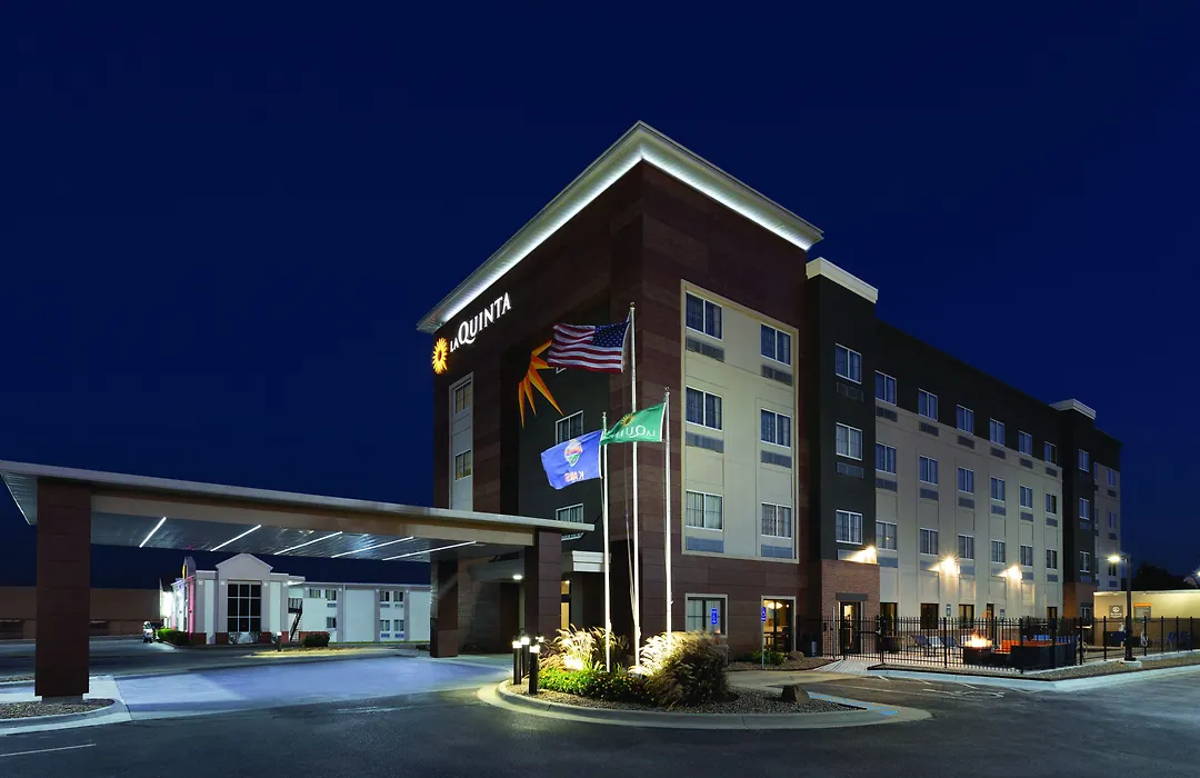 La Quinta By Wyndham Wichita Airport-1