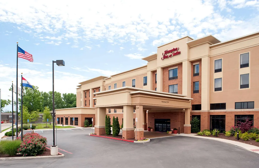 Hampton Inn & Suites Columbia At The University Of Missouri-1