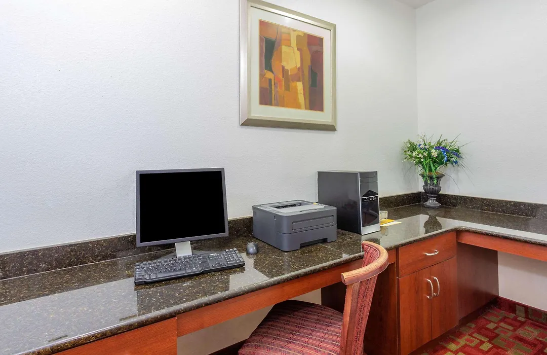 La Quinta Inn & Suites By Wyndham St. Augustine-1