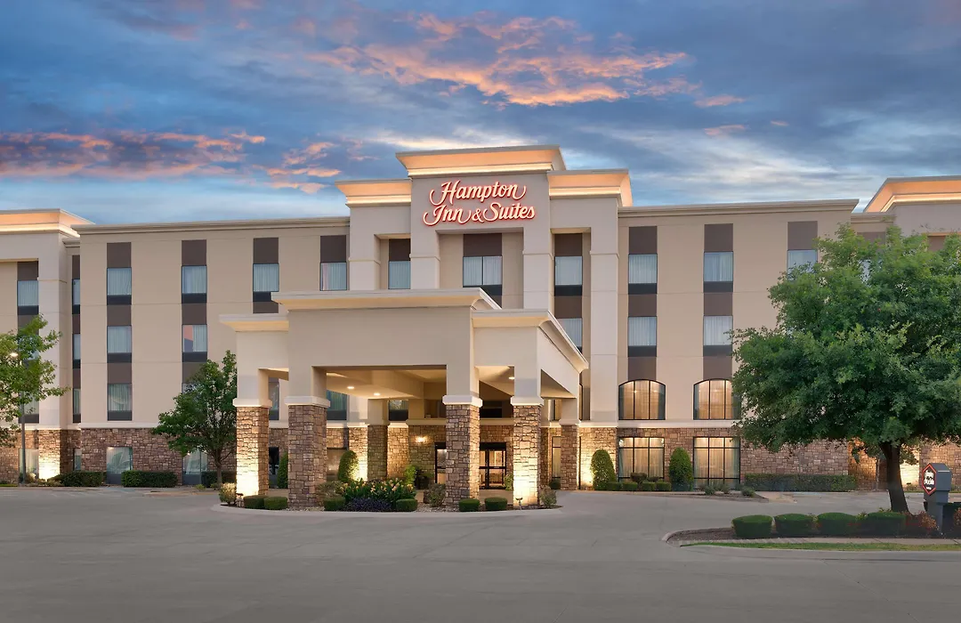 Hampton Inn & Suites Ft Worth-Burleson-1