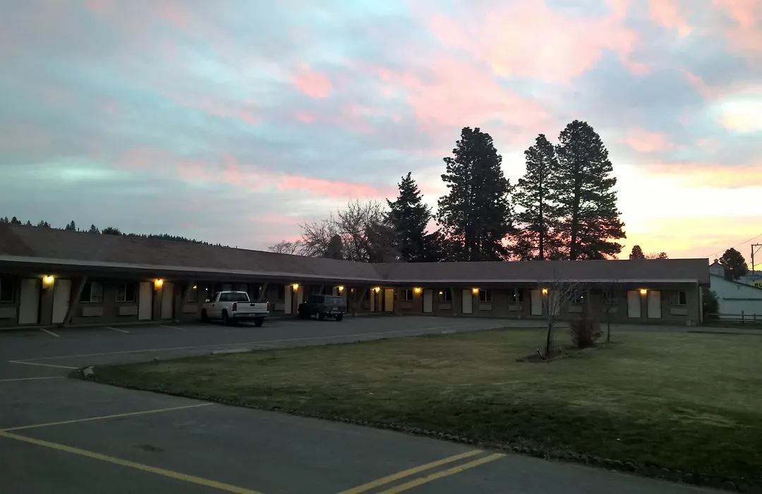 Cle Elum Travelers Inn-1