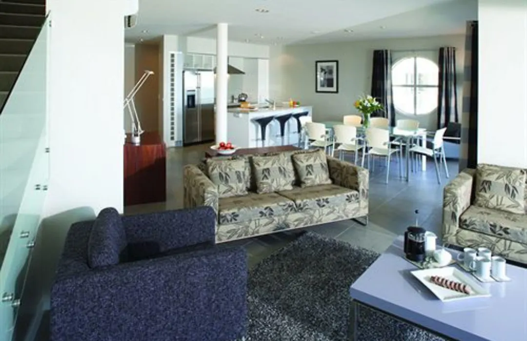 The Waterfront Suites - Heritage Collection-1