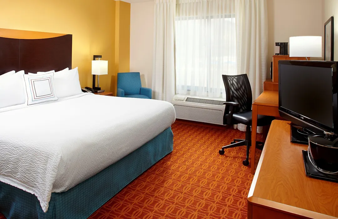 Fairfield Inn & Suites Pittsburgh Neville Island-1