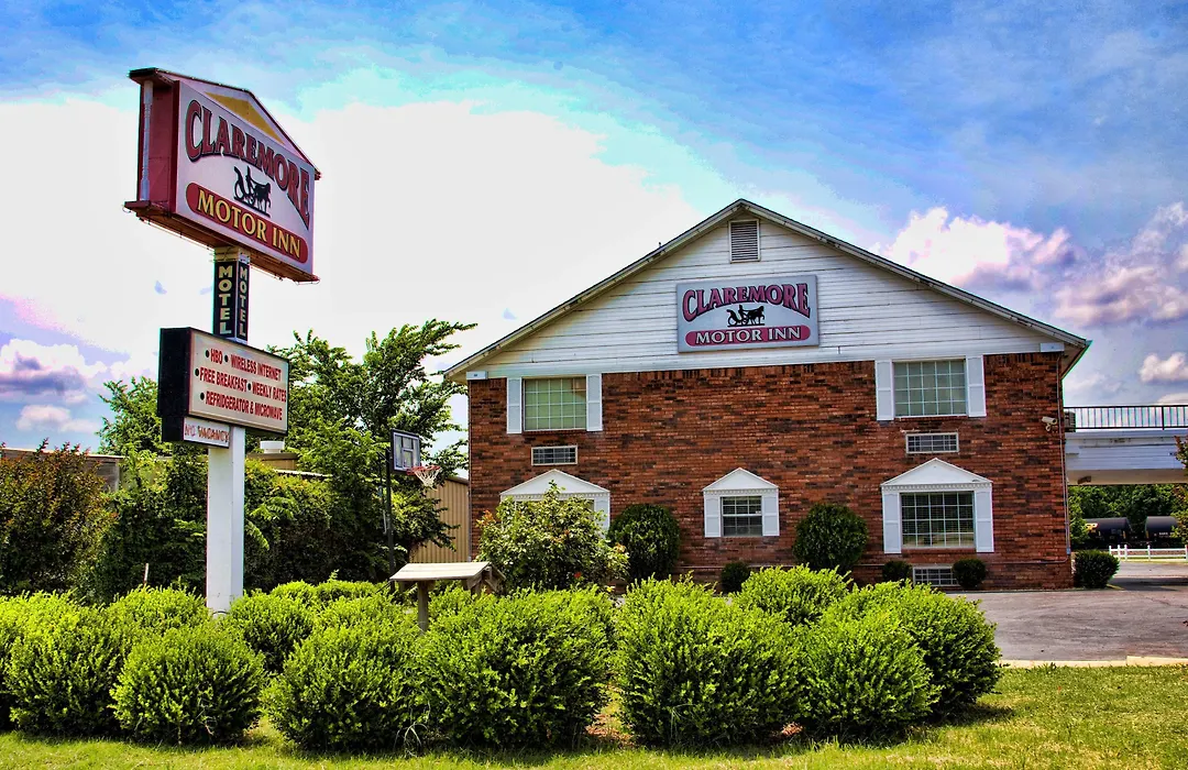 Claremore Motor Inn-1
