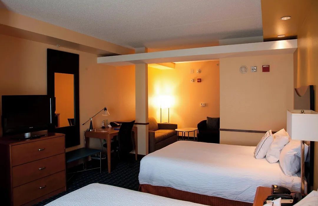 Fairfield Inn & Suites Bedford-1