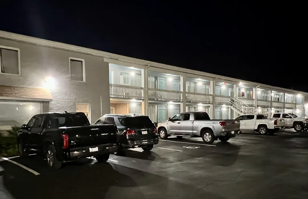 Oceanview Inn - Emerald Isle-1