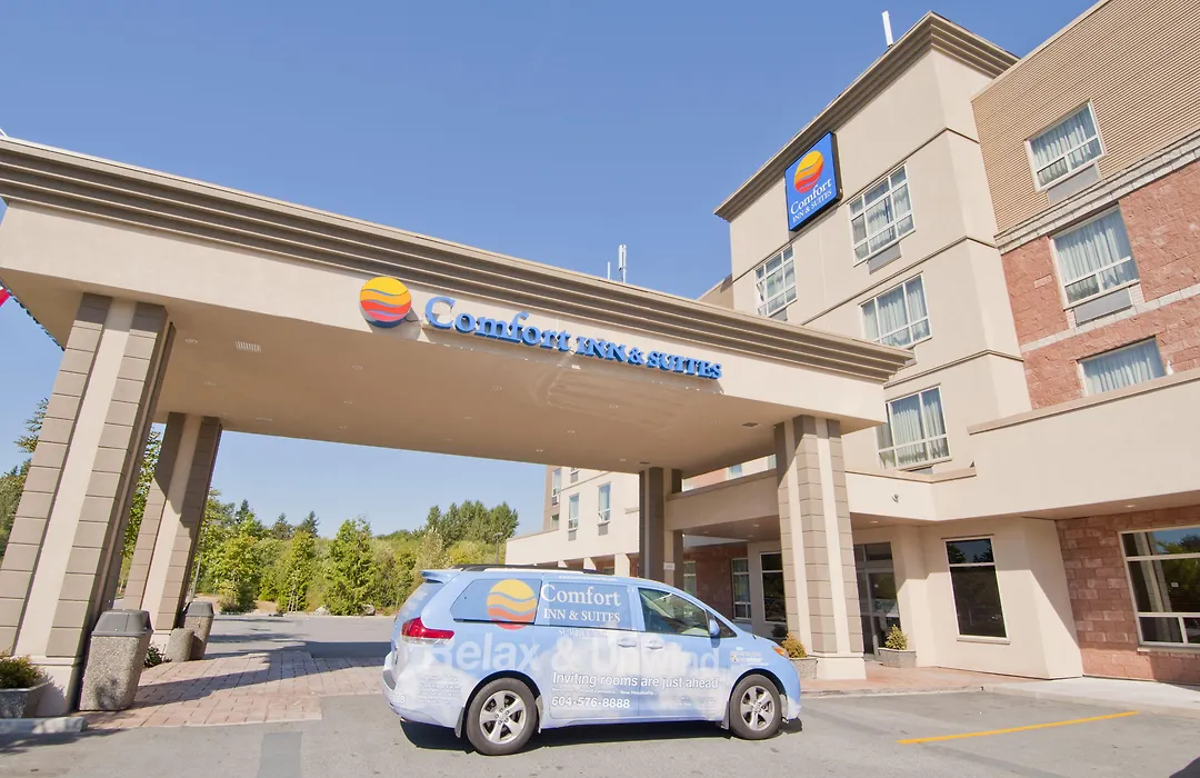Comfort Inn & Suites-1