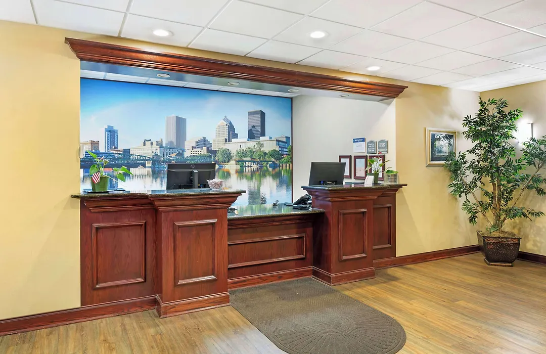 Best Western Plus Victor Inn & Suites-1