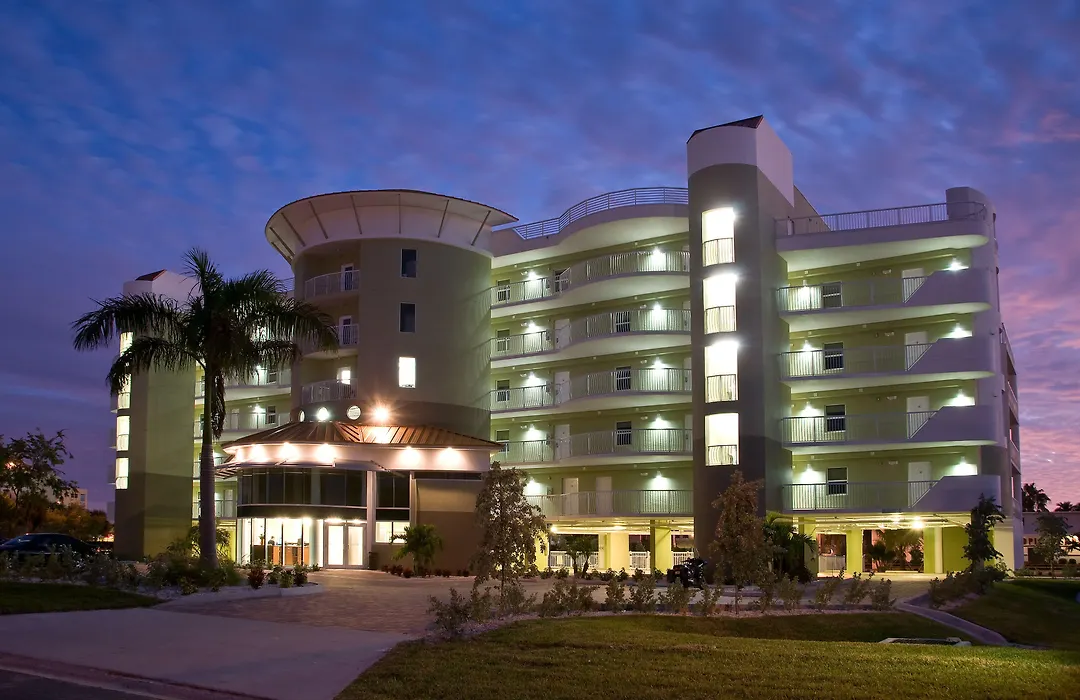 Crystal Palms Beach Resort-1