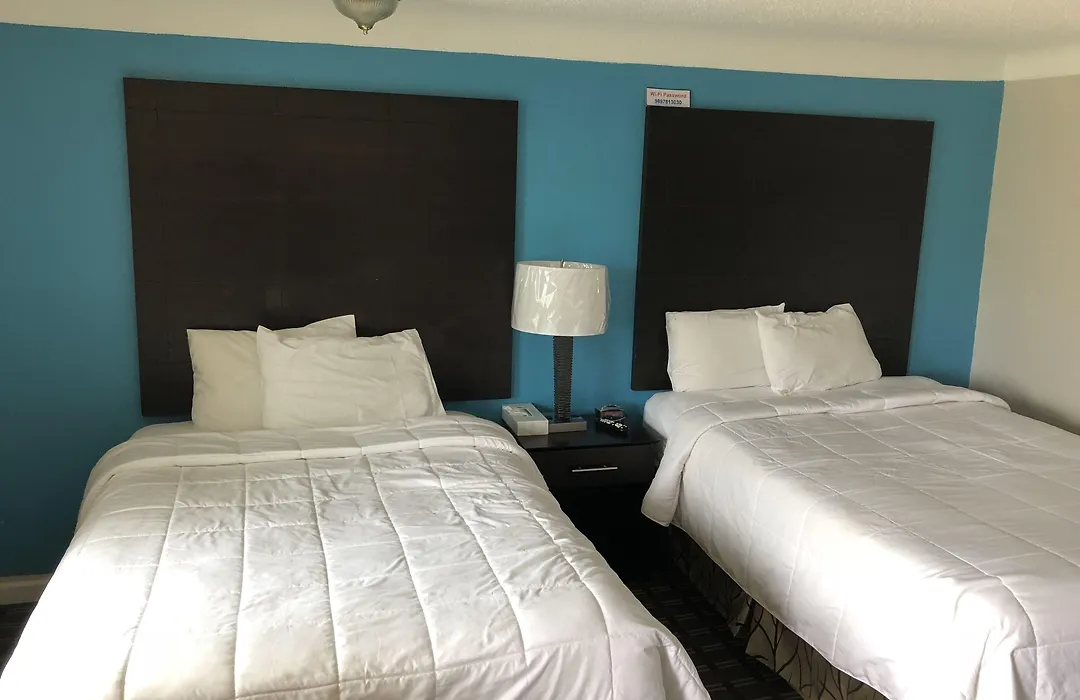 Gratiot View Motel-1