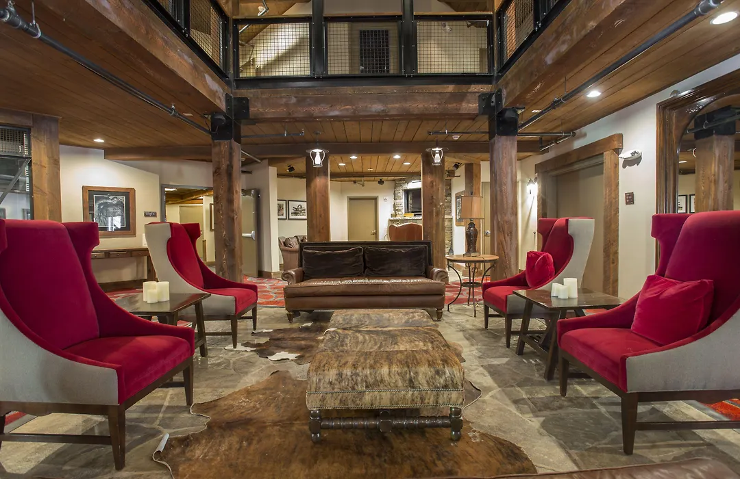 Silver Baron Lodge-1