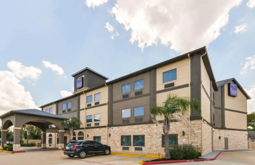 Sleep Inn & Suites Downtown Houston Near Convention Center-1