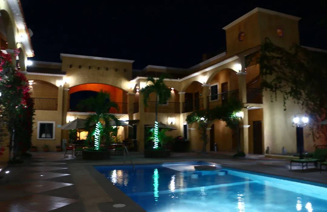 Hacienda Suites Loreto-1