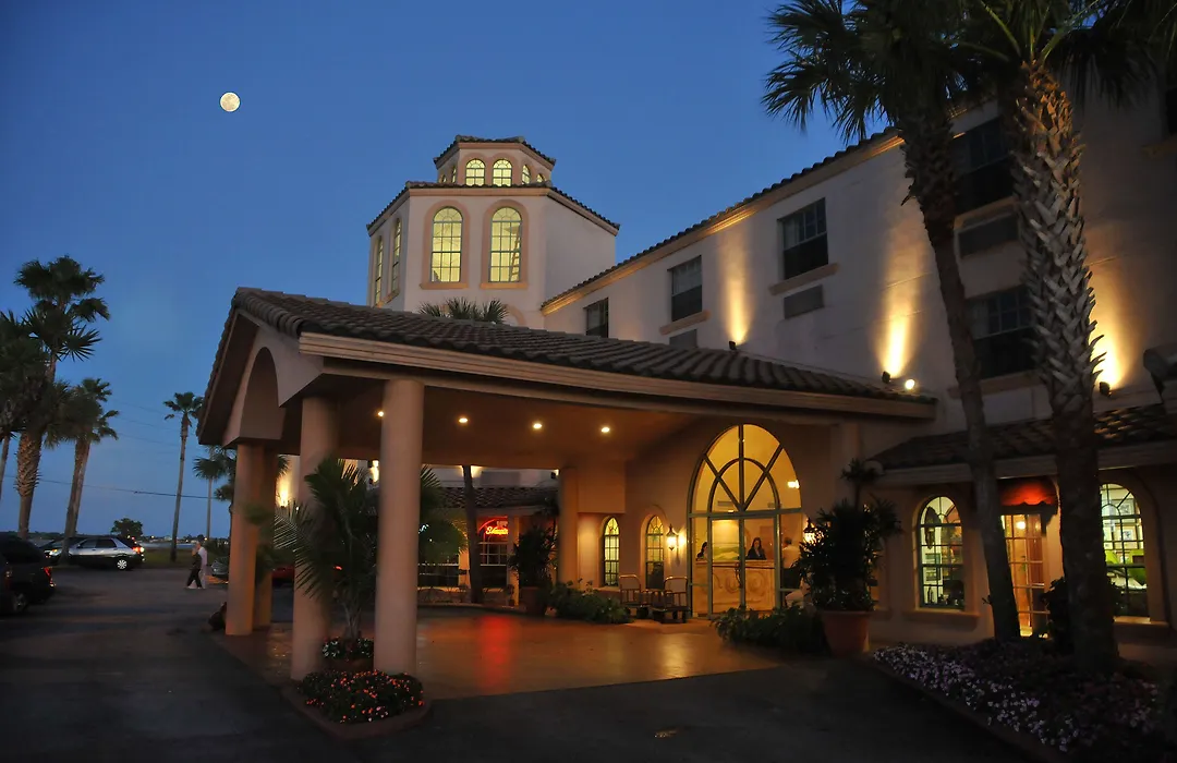 Inn On The Lakes-1