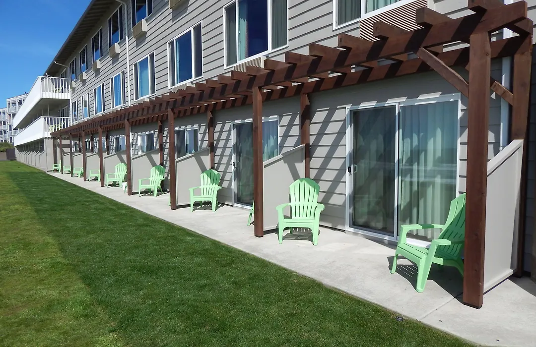 The Coho Oceanfront Lodge-1