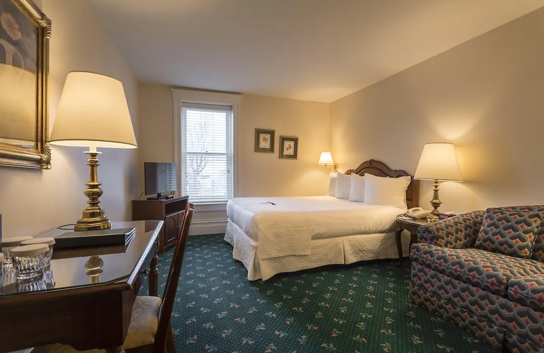 Perry Hotel-1
