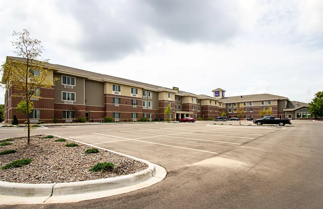 Sleep Inn & Suites Madison - Monona-1