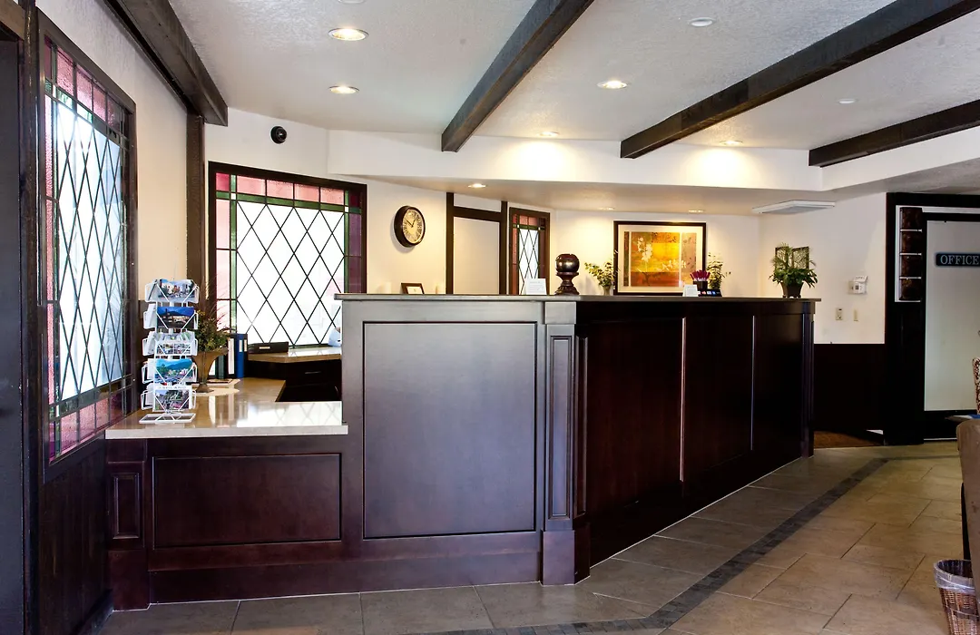 Stratford Inn-1