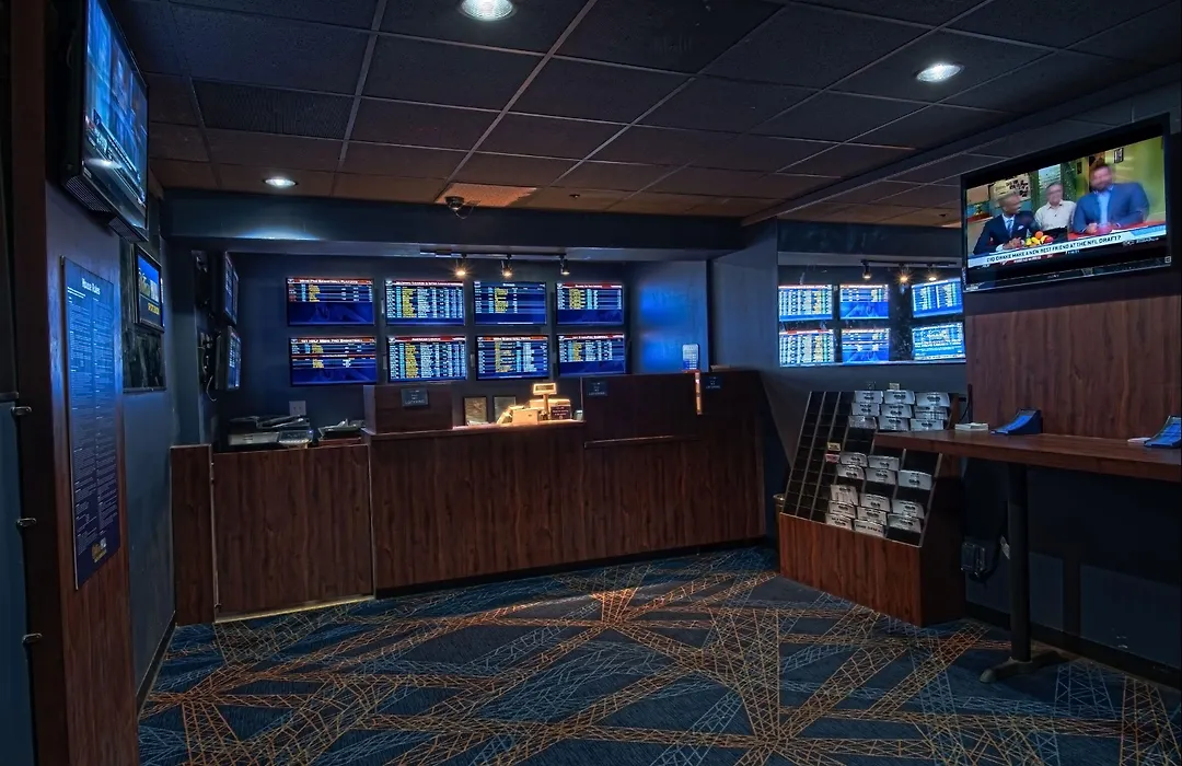 Siegel Slots And Suites-1