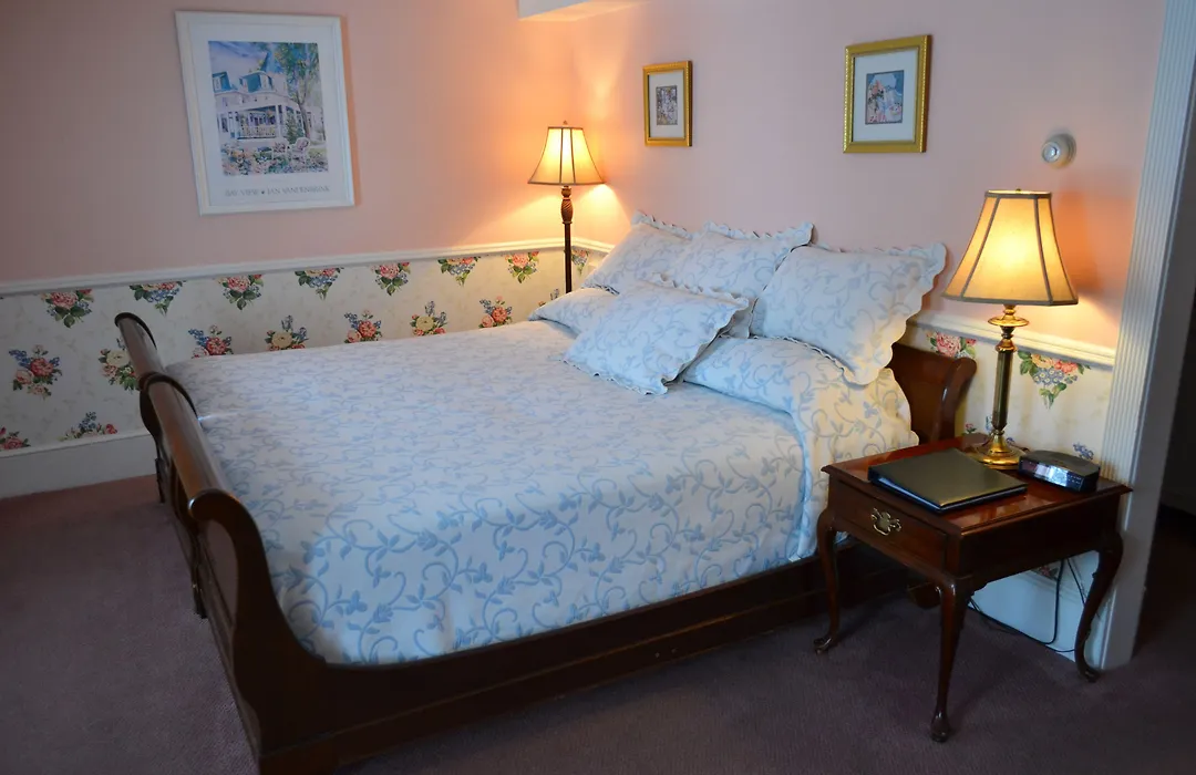 Stafford'S Bay View Inn-1