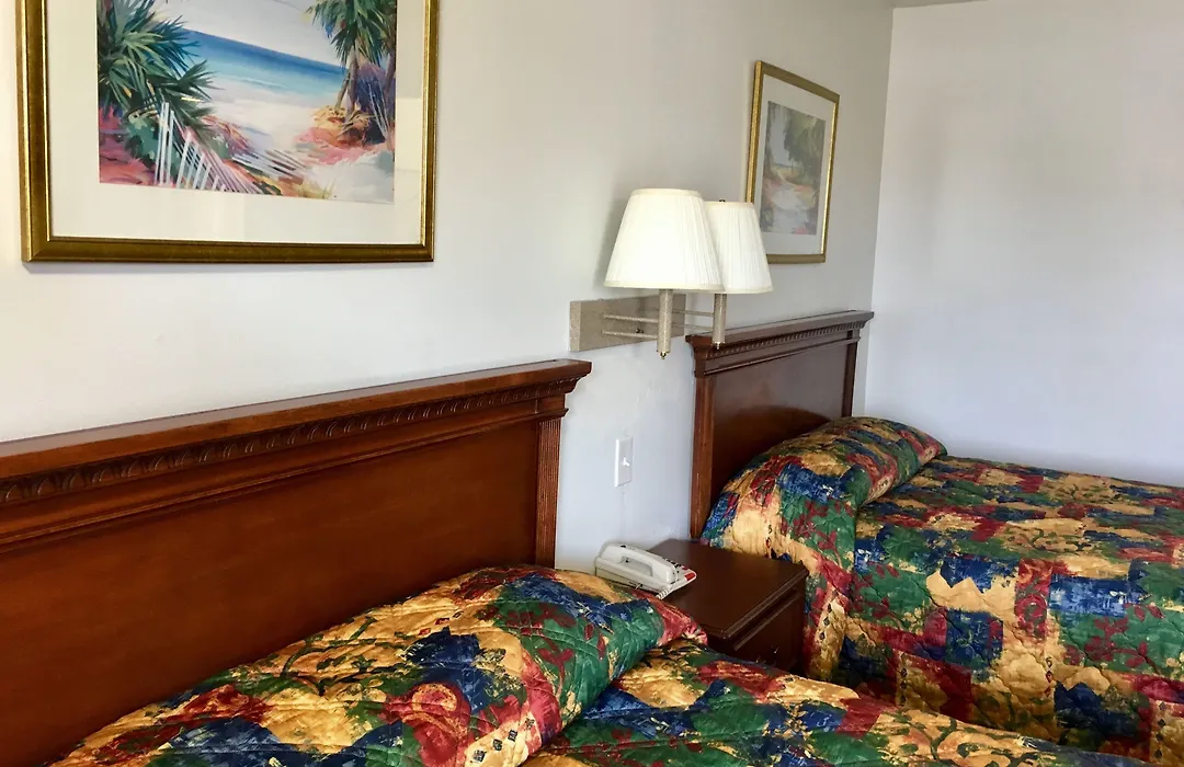 East Lake Inn-1