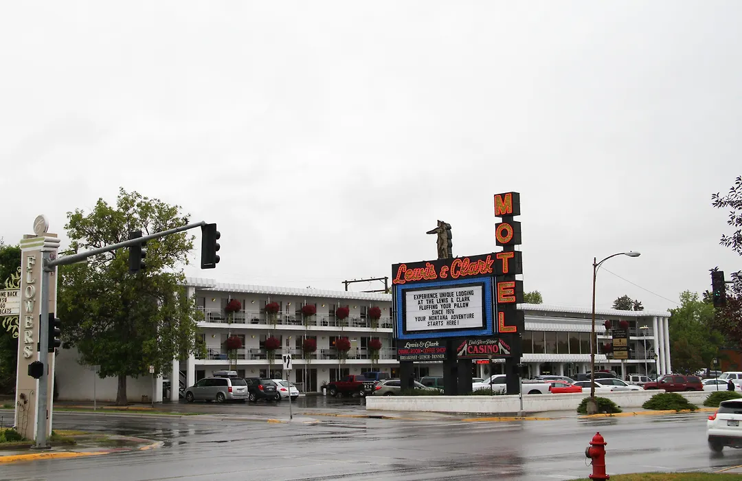 Lewis & Clark Motel - Bozeman-1