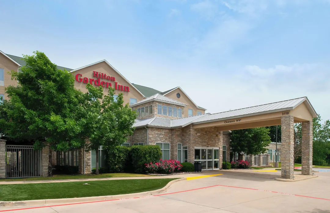 Hilton Garden Inn Denton-1
