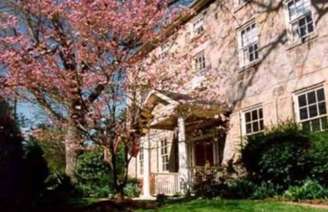 Wayside Inn Bed And Breakfast-1