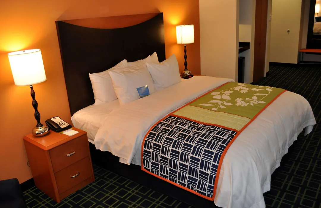 Fairfield Inn & Suites Seattle Bremerton-1
