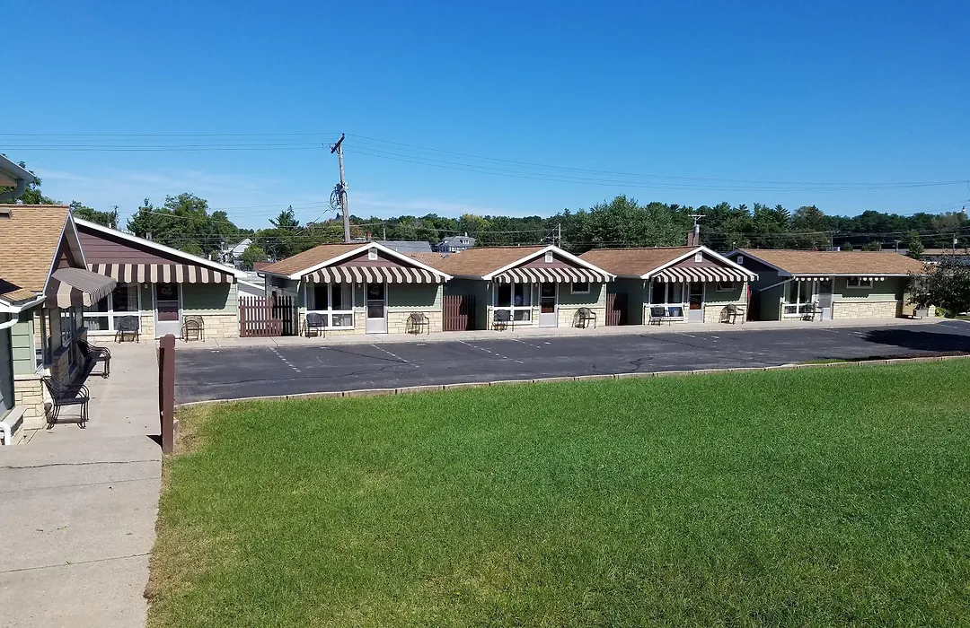 Black Hawk Motel & Suites-1