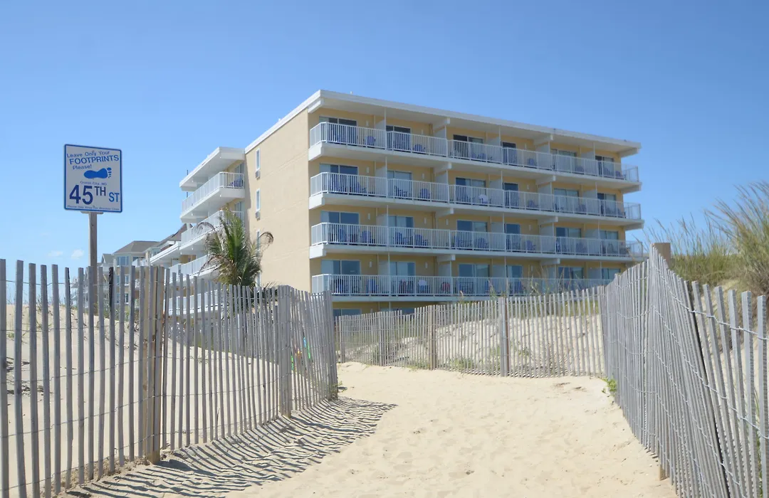 Sealoft Oceanfront Hotel-1