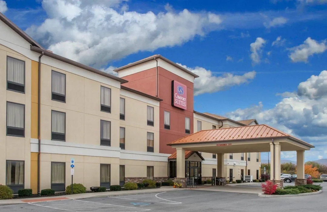 Comfort Suites Altoona North-1