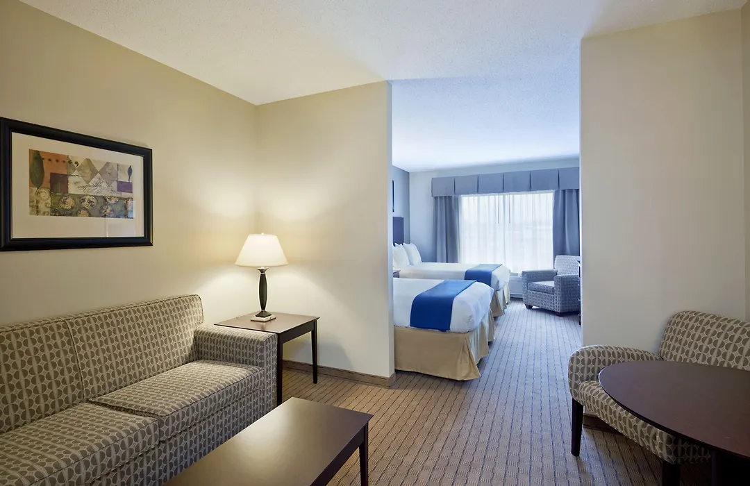 Holiday Inn Express & Suites Malone By Ihg-1