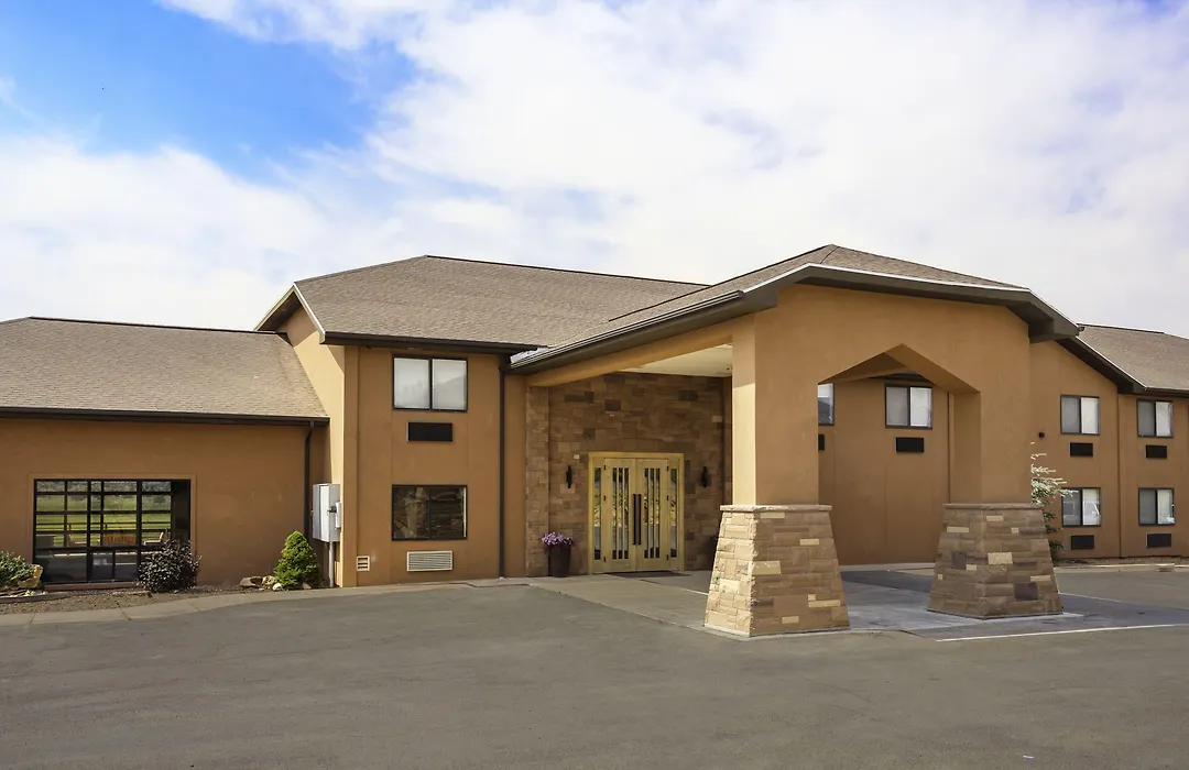 Red Sands Hotel-1