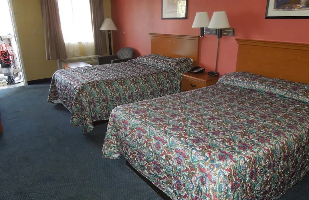 Kozy Inn Columbus-1
