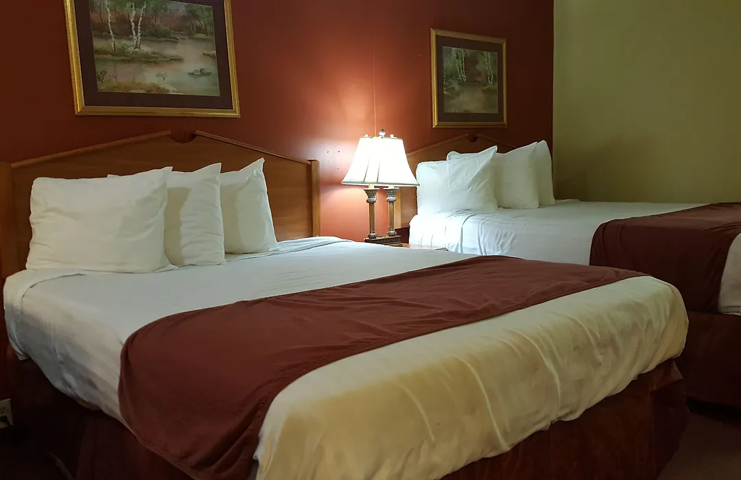 Plaza Inn Springfield-1