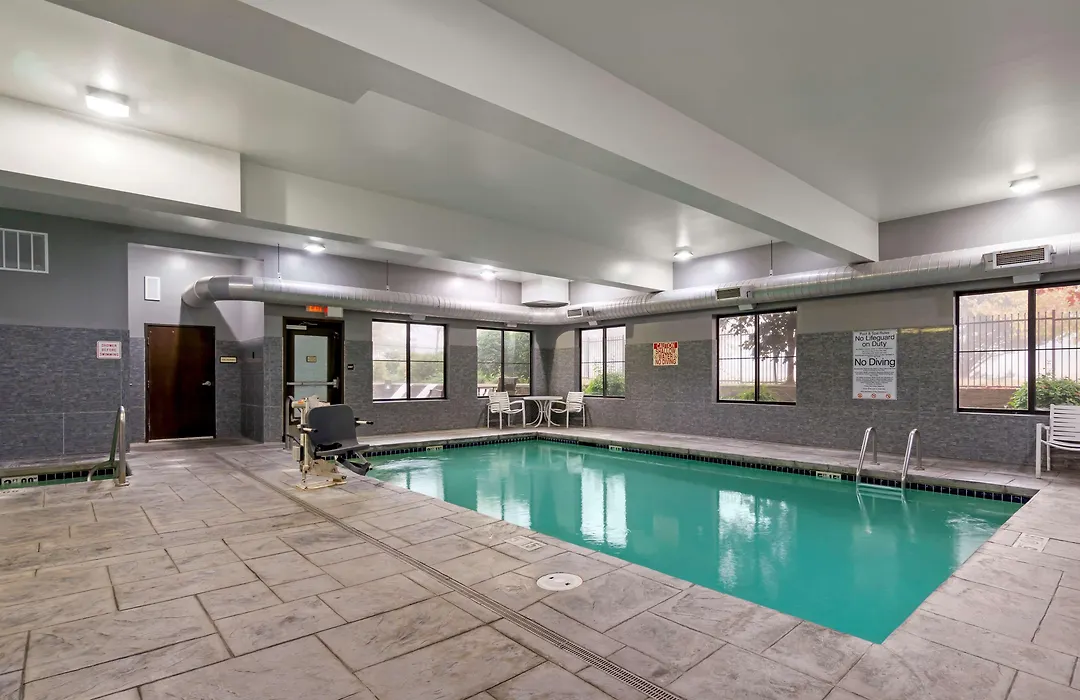Best Western Plus Lacey Inn & Suites-1