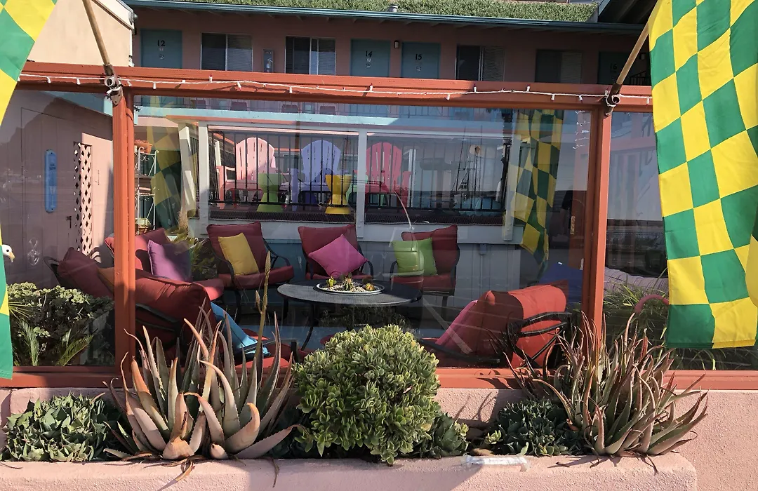 Bayfront Inn-1